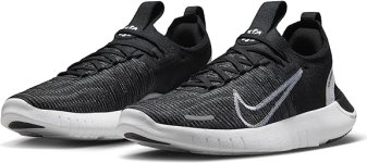 Nike.jpg